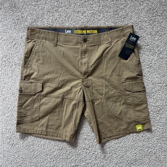 Lee Other - Lee Extreme Motion Cargo Shorts Men’s 40 Nomad NWT Stretch Flex Waist